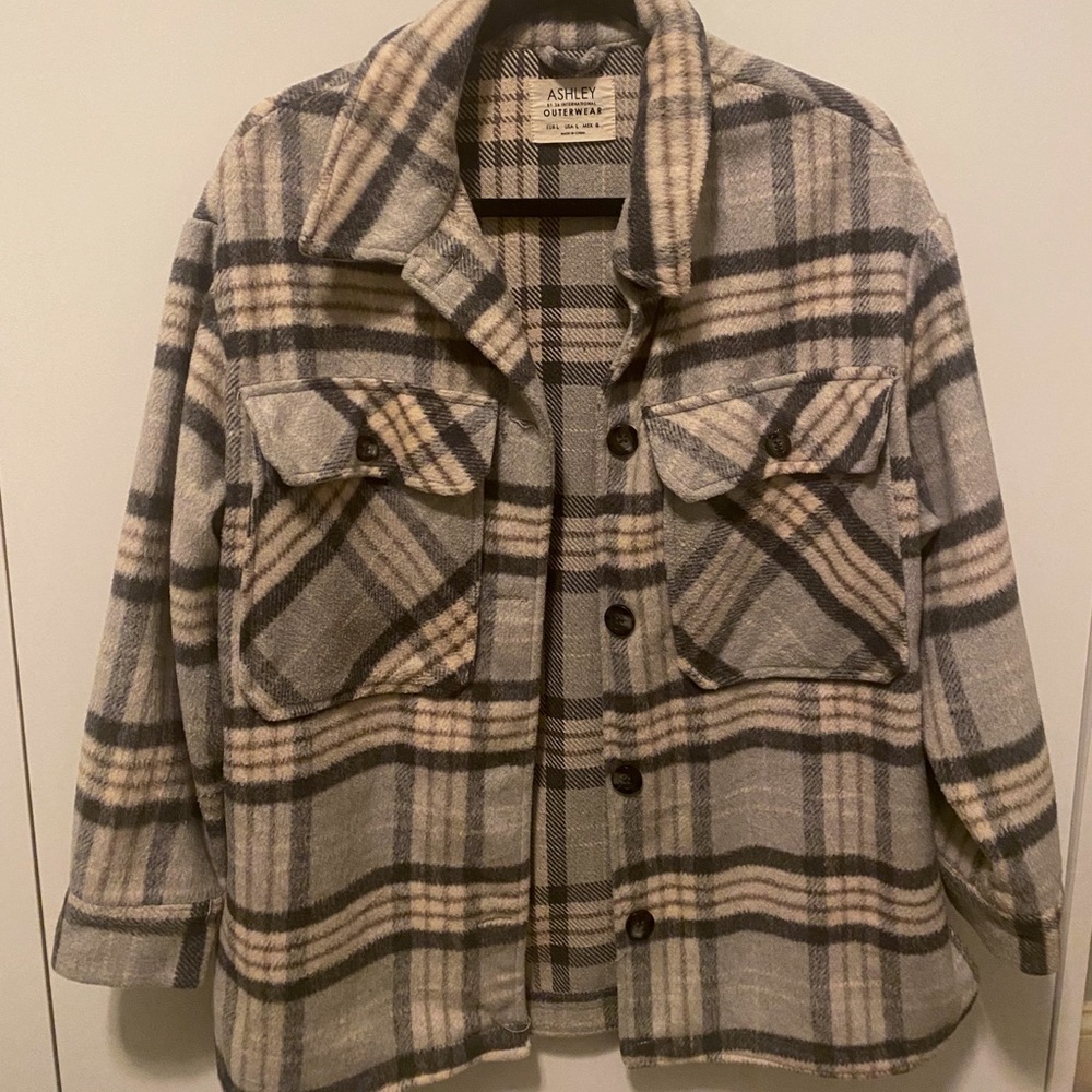 Plaid flannel shacket. Button Front. Oversize.